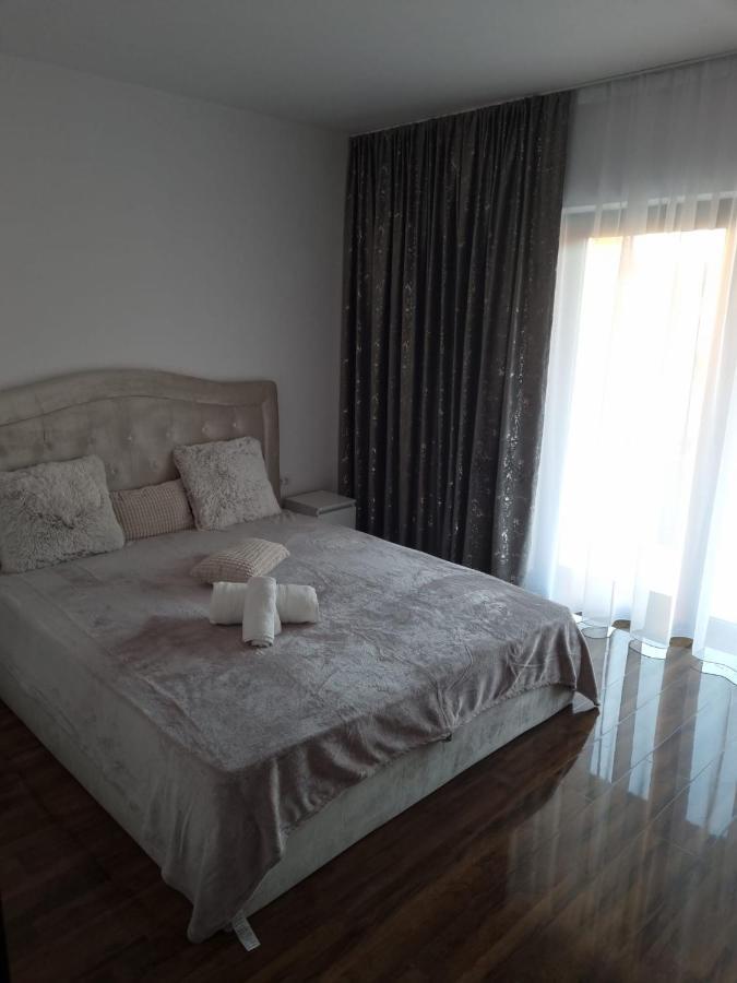 Izabella Guest House ซาเชเล ภายนอก รูปภาพ